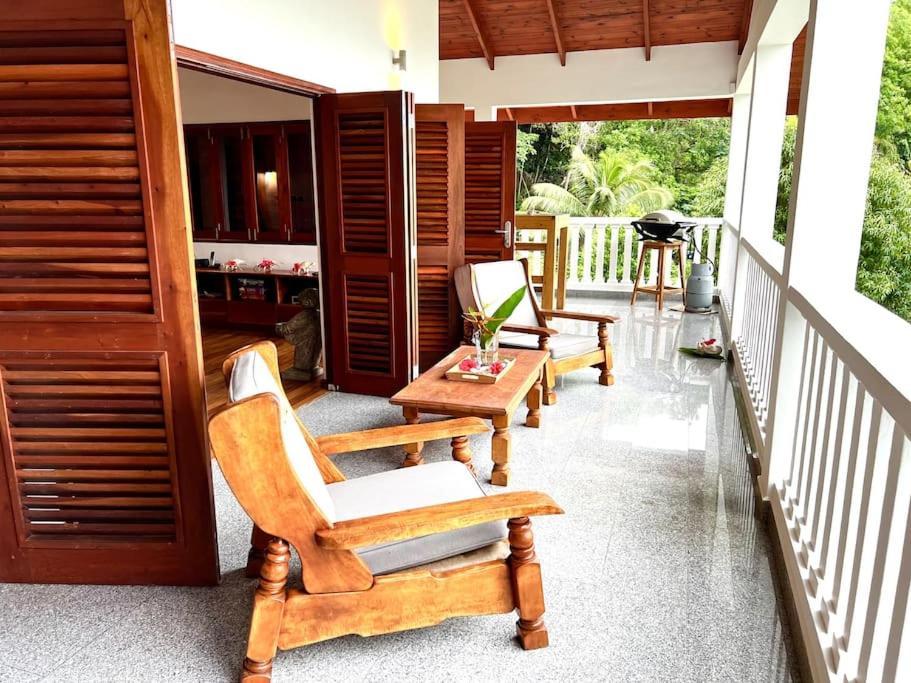 Hilltop South - Villa Bougainville Takamaka Exterior photo